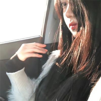 怪物少女妮莫娜